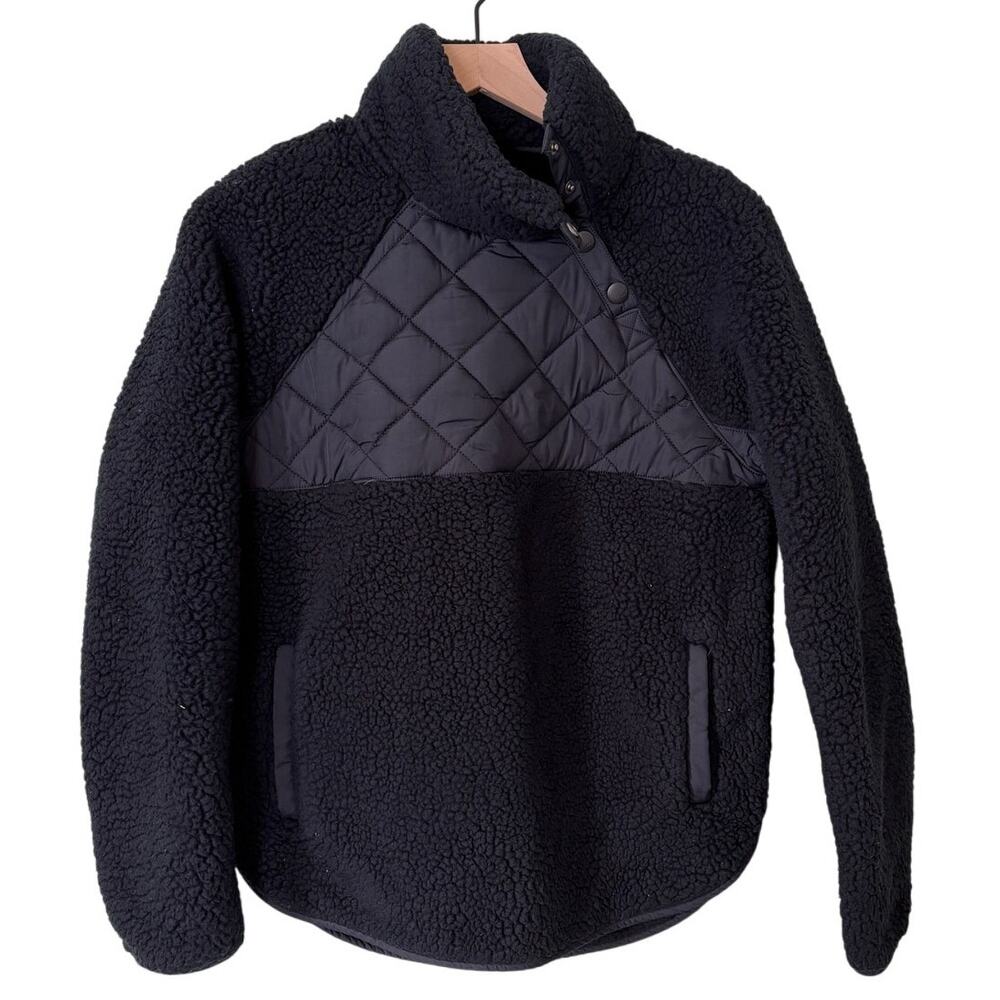 Abercrombie & Fitch Women's Black Asymmetrical Snap Button Fleece Size xs